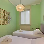 Favoloso A Pochi Minuti Dal Duomo Milán