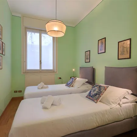 Favoloso A Pochi Minuti Dal Duomo Apartman Milánó